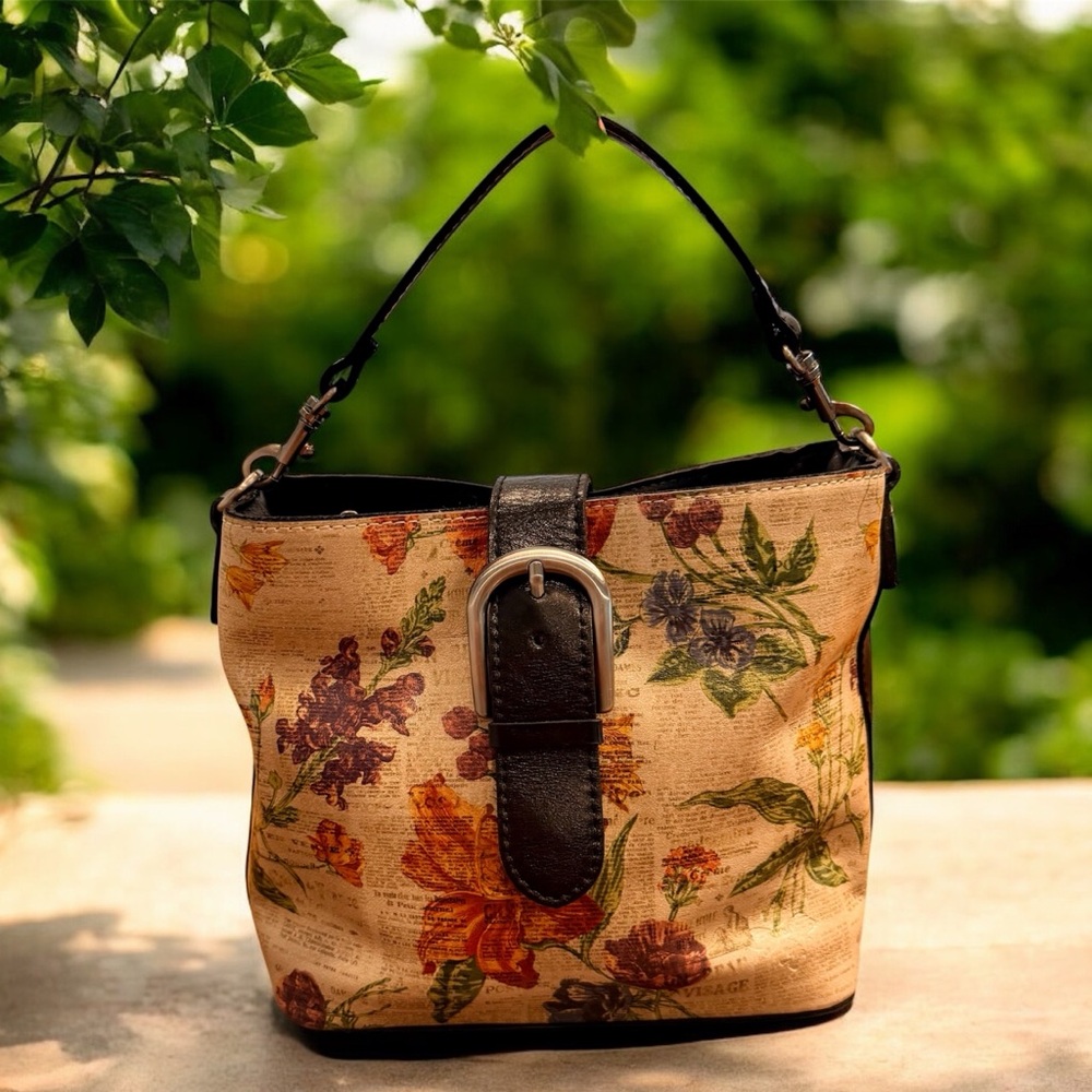 Patricia Nash Irving Bucket Parisian Newspaper Floral Satchel EUC